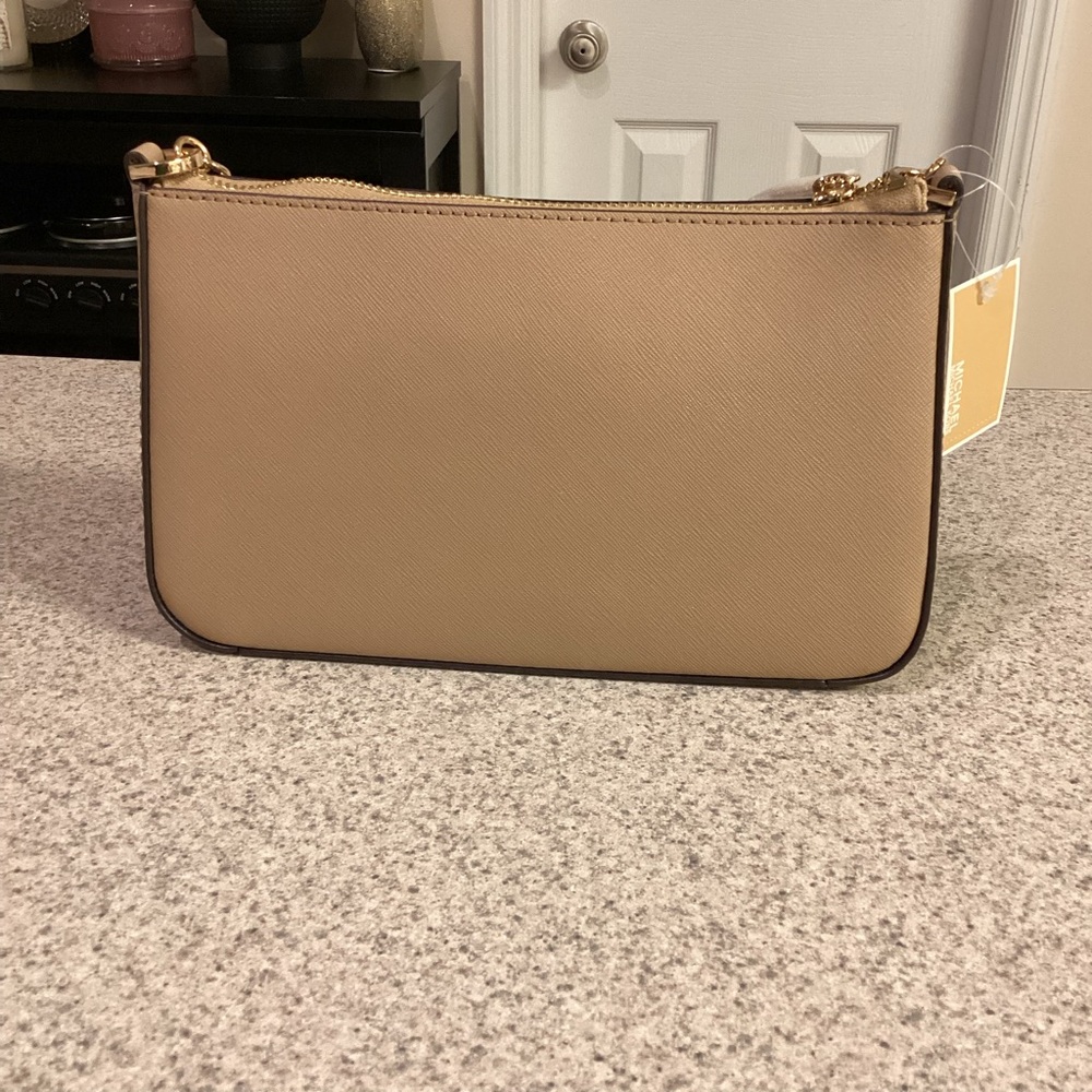 Michael Kors Tan Chain Jet Set Crossbody Bag - Picture 5 of 12